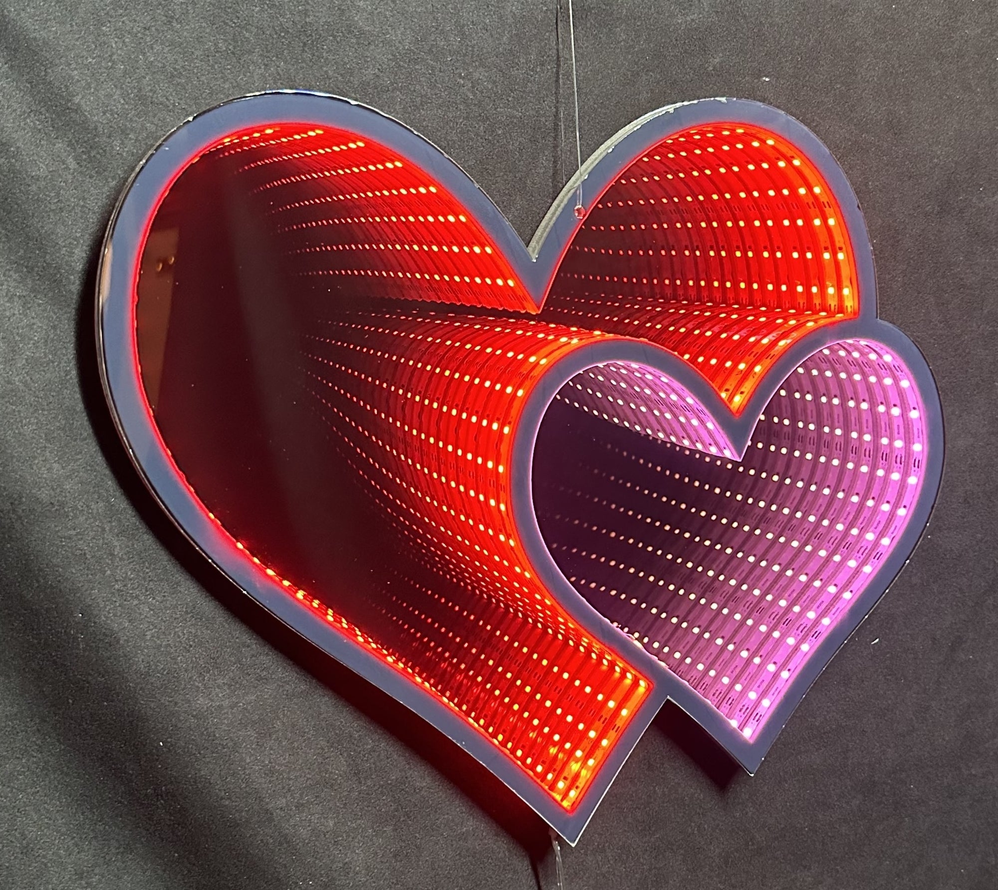 Hanging Heart Ekko Light Display 15.75"H